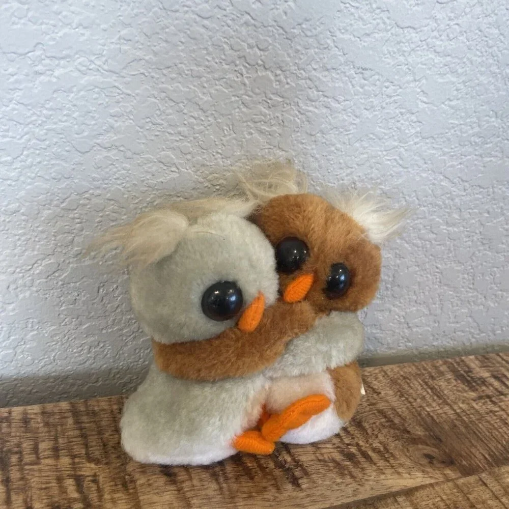 Vintage Kamar Owl Pair Hugging Plush Fall Small Stuffed Animals Brown & Gray Tag